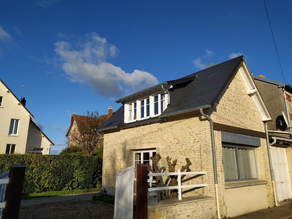 Maisonnette Le A 50m De La D'asnelles , 3km D'arromanches, 10km De Bayeux Asnelles